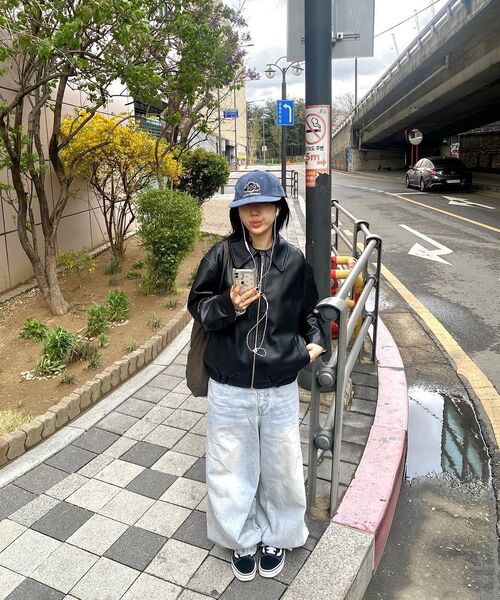 DECET（デケト）の「Balloon Wide Jeans DCPT055LightBlueB（デニムパンツ・レディース・その他・26/28/30/32/34）」の7枚目の写真