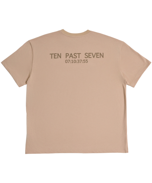 TEN PAST SEVEN(テン ファスト セブン)の「オーバーサイズTシャツ - ベージュ(Tシャツ/カットソー・メンズ・その他・SMALL/MEDIUM/LARGE)」の2枚目の写真