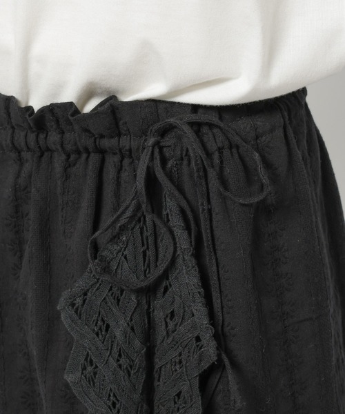 niko and...(ニコアンド)の「2WAYバテンフリルキャミスカート(スカート・レディース・チャコール/オフホワイト・FREE)」の12枚目の写真