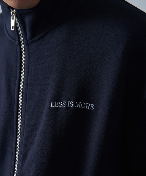 MAISON CLUB(メゾンクラブ)の「【MAISON CLUB】ワンポイント刺繍フルジップトラックスウェット LESS IS MORE(ジャージ・メンズ・ブラック/ネイビー/グレー・M/L/XL)」の5枚目の写真