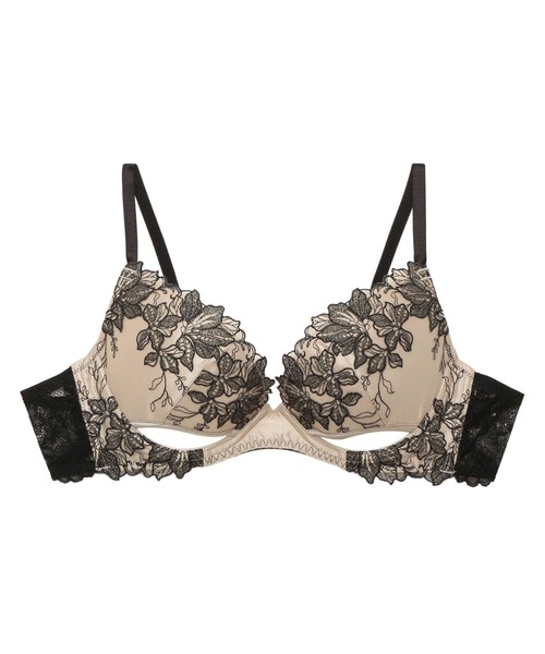 Ravijour(ラヴィジュール)の「フィオナ グラマーアップ ブラ(B~Eカップ)(ブラジャー・レディース・ブラック/ベージュ・B65/B70/C70/D70/B75/C65/C75/D65/D75/E65/E70/E75)」の10枚目の写真