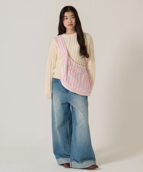 TINA:JOJUN(ティーナジョジュン)の「ヘム ロールアップ バギーデニムパンツ TINA:JOJUN(デニムパンツ・レディース・ブルー/ネイビー・S/M)」の7枚目の写真