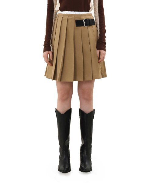 ベルト付きプリーツスカート [ベージュ]（スカート）｜HIGHKEY CLUB