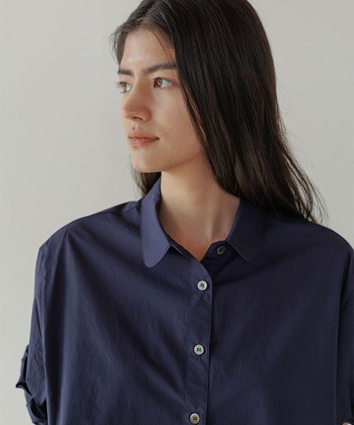 LINGSEOUL(リングソウル)の「cotton roll-up blouse-navy(シャツ/ブラウス・レディース・その他・FREE)」の5枚目の写真