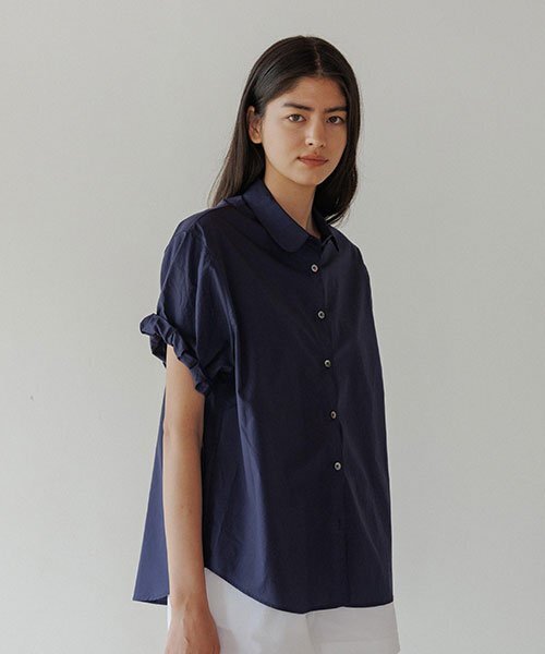 LINGSEOUL(リングソウル)の「cotton roll-up blouse-navy(シャツ/ブラウス・レディース・その他・FREE)」の2枚目の写真