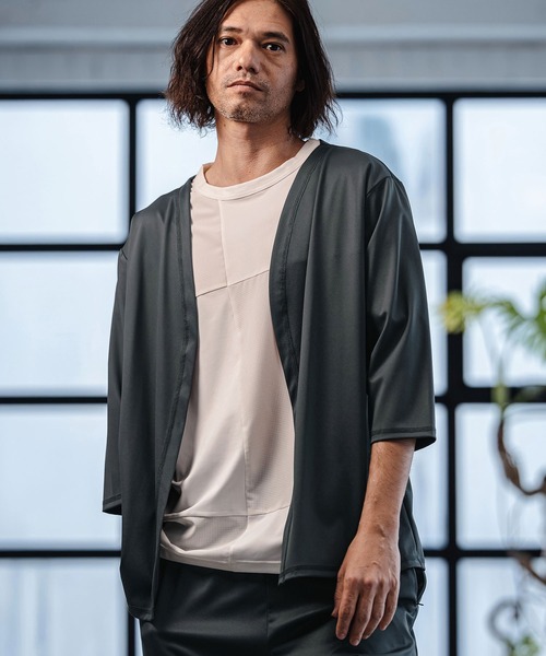 CAMBIO(カンビオ)の「mcg3760-Stretch Smooth 3-4 Sleeve Cardigan 7分袖カーディガン(S65726cmb)(カーディガン/ボレロ・メンズ・ブラック/ベージュ/チャコール・S/M/L)」の2枚目の写真