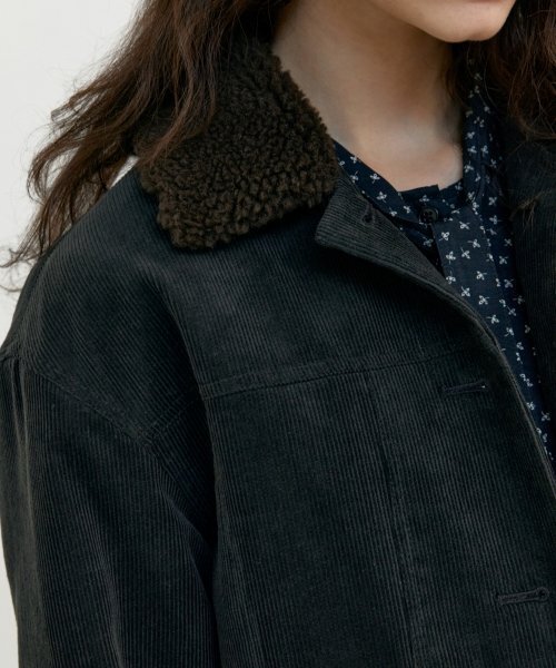 UNNOUT(アナウト)の「CORDUROY PADDED JACKET - CHARCOAL(ダウンジャケット/コート・レディース・その他・ONE SIZE)」の4枚目の写真