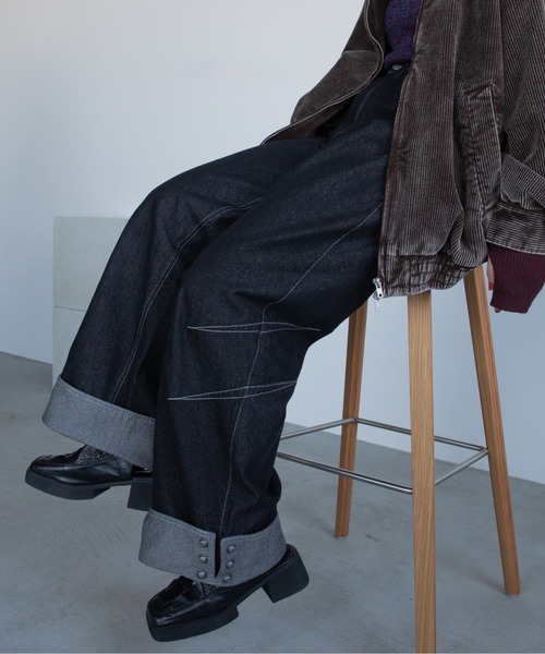 VACANCY（ヴァカンシー）の「カーブステッチスナップデニム（デニムパンツ・レディース・ブラック/ダークインディゴブルー・SMALL/LARGE/MEDIUM）」の16枚目の写真