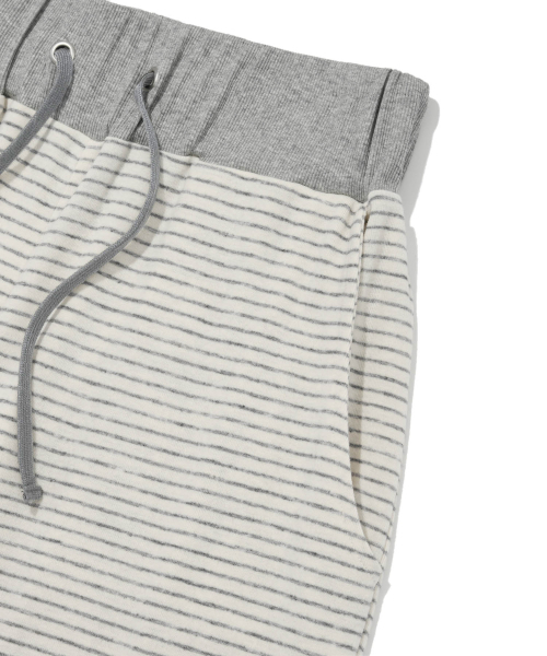 Retriever Club（レトリーバークラブ）の「STRIPE SWEAT PANTS [IVORY]（スウェットパンツ・レディース・その他・FREE）」の5枚目の写真