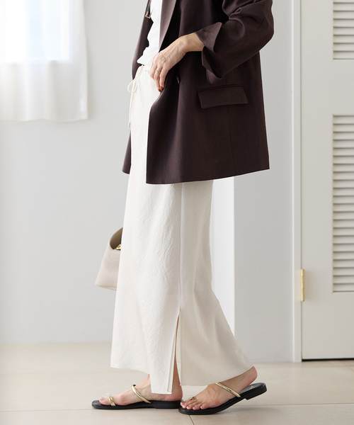 IENA（イエナ）の「アンティークサテン イージースカート（スカート・レディース・ホワイト/ブラウン/ネイビー・34/36/38）」の9枚目の写真