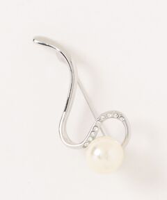 パールブローチ