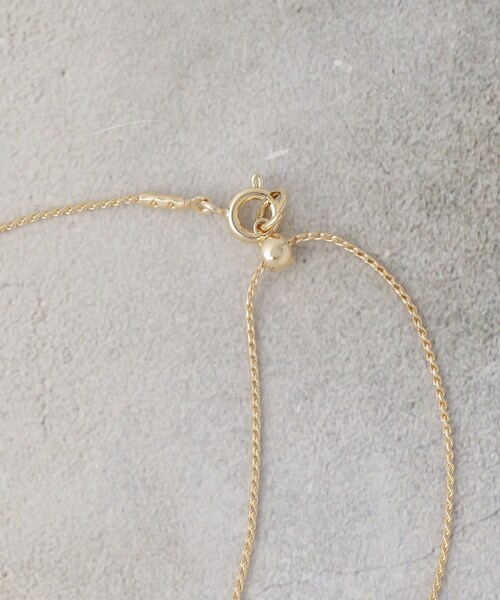 OPAQUE.CLIP（オペークドットクリップ）の「メタルカラー スライドネックレス（ネックレス・レディース・シルバー/ゴールド・00）」の6枚目の写真