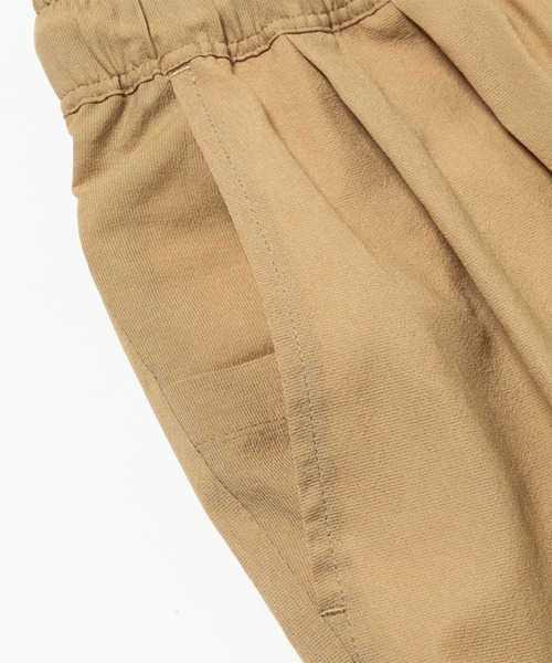 meanswhile(ミーンズワイル)の「Breathable Wide Slacks(スラックス・メンズ・ベージュ・2(M)/3(L))」の4枚目の写真