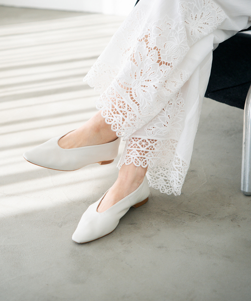 IENA（イエナ）の「《追加》IENA フラットシューズ IE5C-0420（その他シューズ・レディース・ブラック/ホワイト・38/37.5/37/36.5）」の9枚目の写真