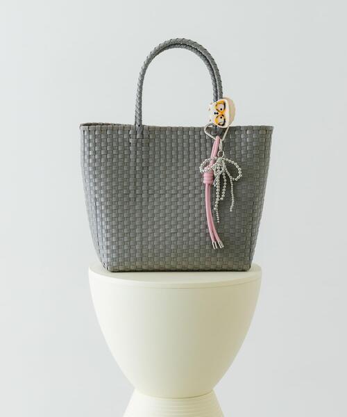 RODE SKO（ロデスコ）の「クリップチャームメルカドバッグ（ショルダーバッグ・レディース・グレー/ピンク/ブラウン系その他・ONE）」の2枚目の写真