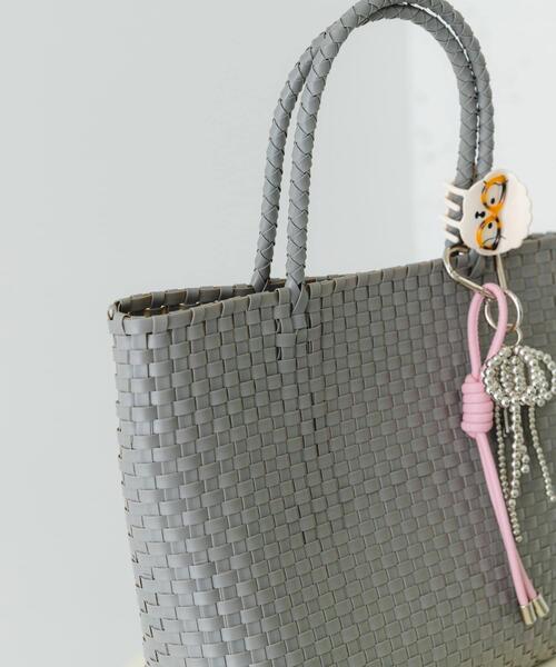 RODE SKO（ロデスコ）の「クリップチャームメルカドバッグ（ショルダーバッグ・レディース・グレー/ピンク/ブラウン系その他・ONE）」の14枚目の写真