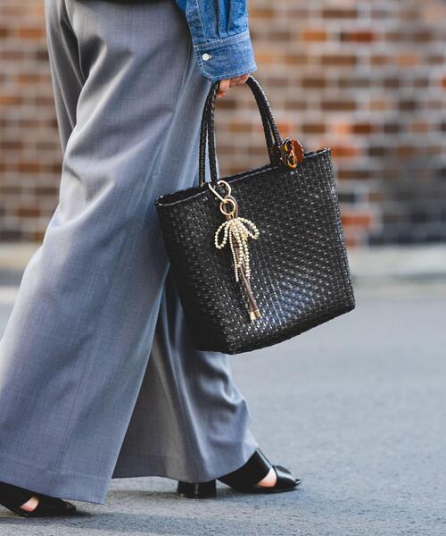 RODE SKO（ロデスコ）の「クリップチャームメルカドバッグ（ショルダーバッグ・レディース・グレー/ピンク/ブラウン系その他・ONE）」の19枚目の写真