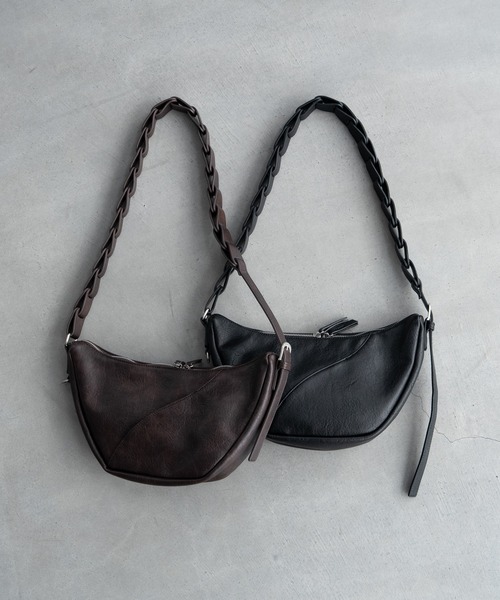 2way slit half moon mini bag / 2wayスリットハーフムーンミニバッグ（ショルダーバッグ）｜SINSS（シンス）