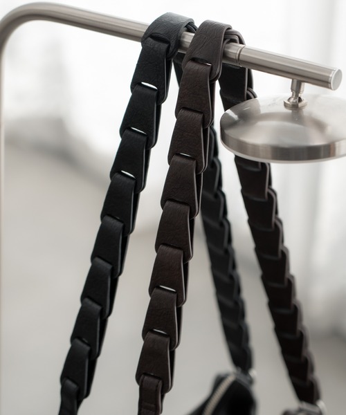 2way slit half moon mini bag / 2wayスリットハーフムーンミニバッグ（ショルダーバッグ）｜SINSS（シンス）