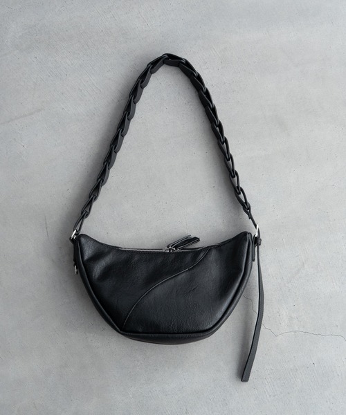 2way slit half moon mini bag / 2wayスリットハーフムーンミニバッグ（ショルダーバッグ）｜SINSS（シンス）