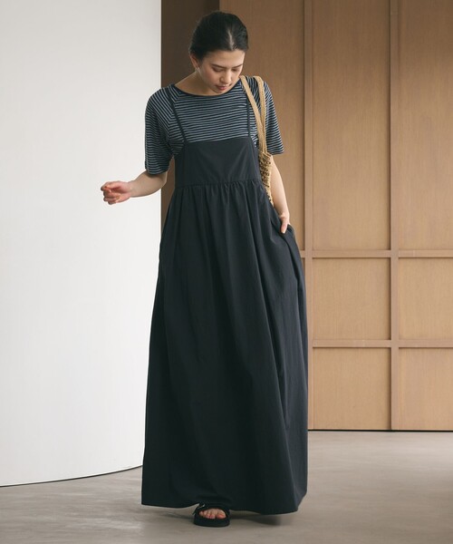 BEAUTY&YOUTH UNITED ARROWS（ビューティーアンドユースユナイテッドアローズ）の「バックホール キャミソール ワンピース ウォッシャブル（ワンピース・レディース・ダークグレー/ベージュ・S/M）」の4枚目の写真