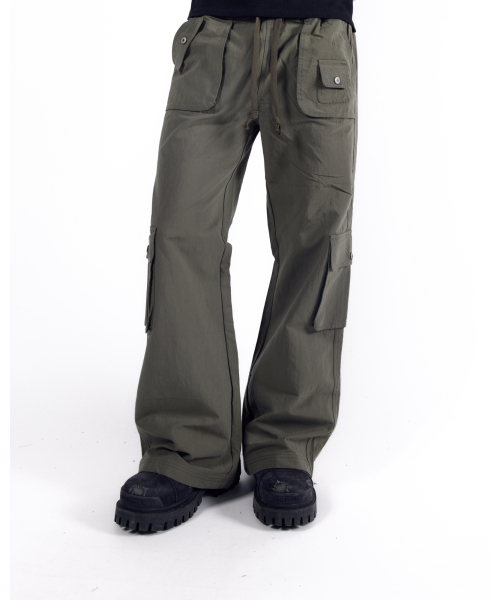 AAKAM(アーカム)の「Flare Cargo Pocket Pants (Khaki)(その他パンツ・レディース・その他・1/2)」の1枚目の写真