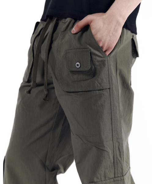 AAKAM(アーカム)の「Flare Cargo Pocket Pants (Khaki)(その他パンツ・レディース・その他・1/2)」の15枚目の写真