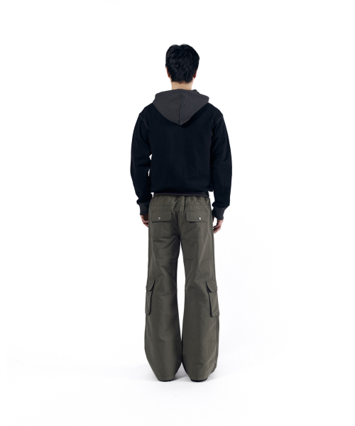 AAKAM(アーカム)の「Flare Cargo Pocket Pants (Khaki)(その他パンツ・レディース・その他・1/2)」の18枚目の写真