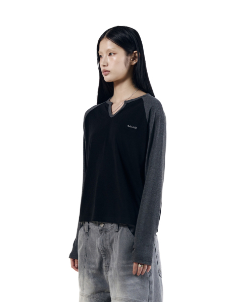 AAKAM(アーカム)の「Slit Raglan Long Sleeve (Black)(Tシャツ/カットソー・レディース・その他・1/2)」の5枚目の写真