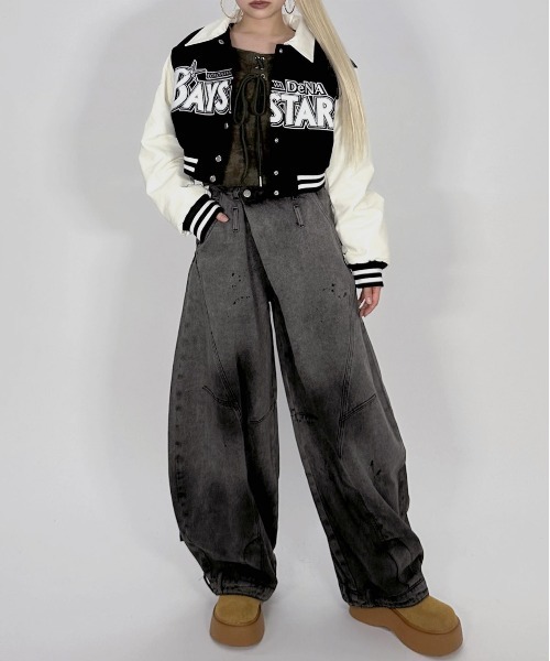 MATU:TA（マトゥータ）の「BAYSTARS CROPPED VARSITY JACKET/【野球観戦コーデ】スタジャン クロップド ショート丈 刺繍  秋冬アウター 3カラー ブラック ネイビー ワインレッド [横浜 DeNA BAYSTARS 公式ライセンス商品]（スタジャン・レディース・ブラック/ワインレッド/ネイビー・FREE）」の11枚目の写真