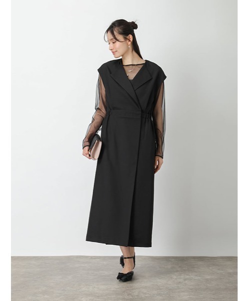 fifth（フィフス）の「【2点SET】シアートップス×ジレワンピース（ワンピース・レディース・グレイッシュベージュ/ブラック・M）」の2枚目の写真
