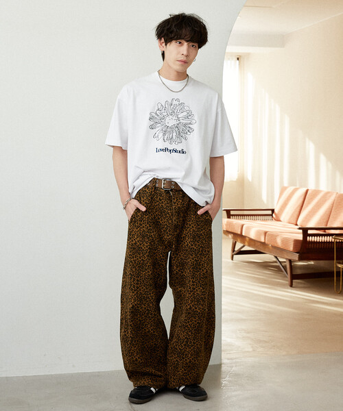 Dickies（ディッキーズ）の「Dickies × PUBLUX/ディッキーズ 別注 バレルパンツ　限定展開（チノパンツ・メンズ・アニマル/ベージュ/ブラック/グレー・L/M/S）」の6枚目の写真