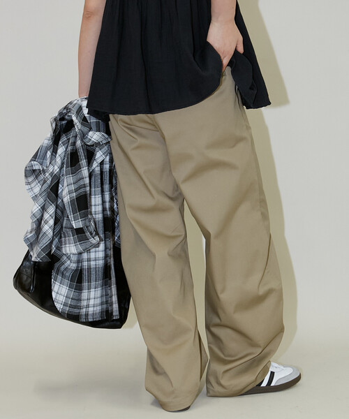 Dickies(ディッキーズ)の「Dickies × PUBLUX/ディッキーズ 別注 バレルパンツ 限定展開(チノパンツ・メンズ・アニマル/ベージュ/ブラック/グレー・L/M/S)」の22枚目の写真