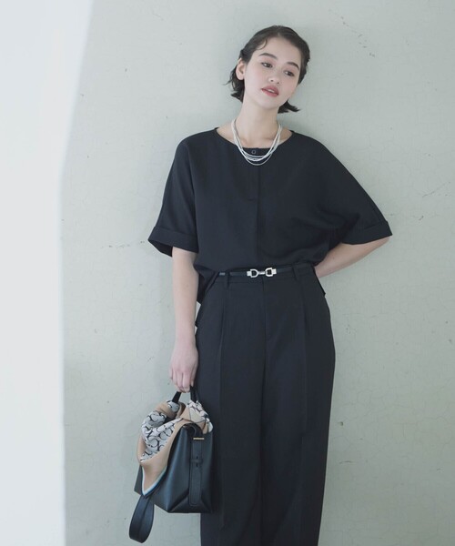 COMME CA ISM(コムサイズム)の「【UVカット・吸汗速乾・接触冷感】kireri ポリエステルストレッチドライツイル Tブラウス/セットアップ対応(シャツ/ブラウス・レディース・ベージュ/ブラック・SMALL/MEDIUM/LARGE)」の3枚目の写真