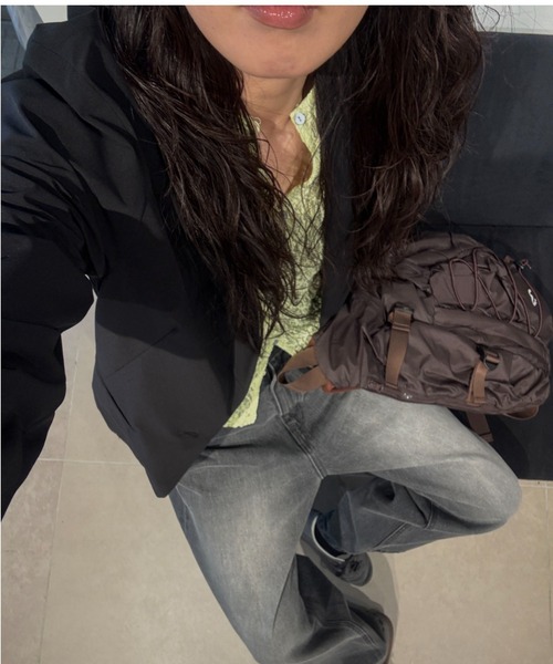 emmi（エミ）の「【Movique】パッカブルジャケット/撥水/UVカット/接触冷感（テーラードジャケット・レディース・ブラック/ライトベージュ・0/1）」の6枚目の写真