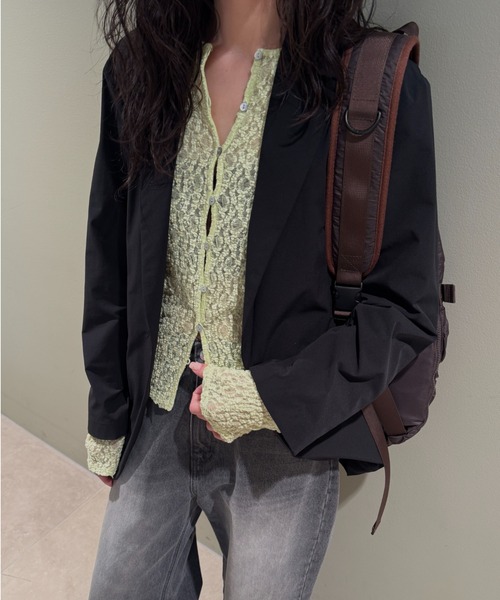 emmi（エミ）の「【Movique】パッカブルジャケット/撥水/UVカット/接触冷感（テーラードジャケット・レディース・ブラック/ライトベージュ・0/1）」の8枚目の写真