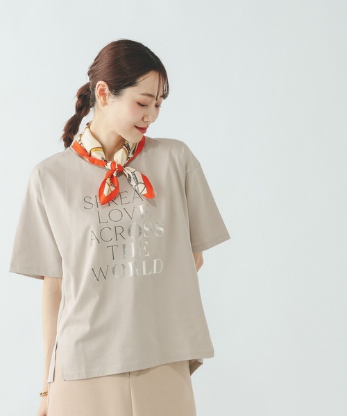 GLOBAL WORK（グローバルワーク）の「リッチクリーンプリントT半袖/636780（Tシャツ/カットソー・レディース・グレー系その他7/ホワイト/ホワイト系2/ダークグレー/ネイビー/ホワイト系その他/ダークブラウン/レッド/ホワイト系1/グレイッシュベージュ/ホワイト系3/チャコールグレー・XX-LARGE/X-LARGE/X-SMALL/LARGE/MEDIUM/SMALL）」の10枚目の写真