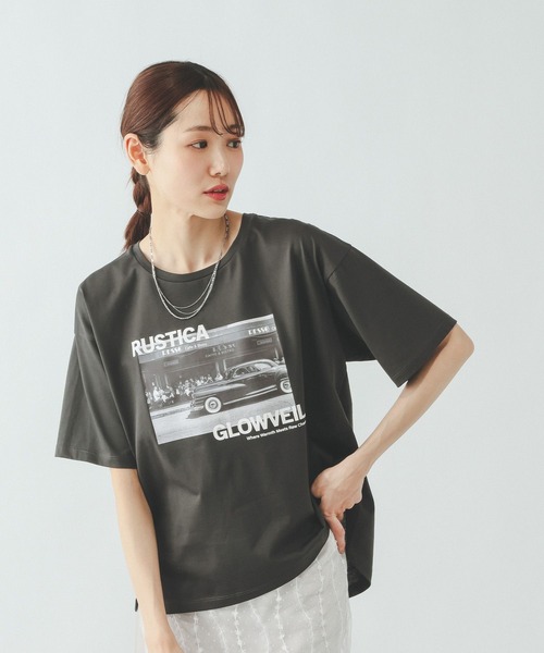 GLOBAL WORK（グローバルワーク）の「リッチクリーンプリントT半袖/636780（Tシャツ/カットソー・レディース・グレー系その他7/ホワイト/ホワイト系2/ダークグレー/ネイビー/ホワイト系その他/ダークブラウン/レッド/ホワイト系1/グレイッシュベージュ/ホワイト系3/チャコールグレー・XX-LARGE/X-LARGE/X-SMALL/LARGE/MEDIUM/SMALL）」の9枚目の写真