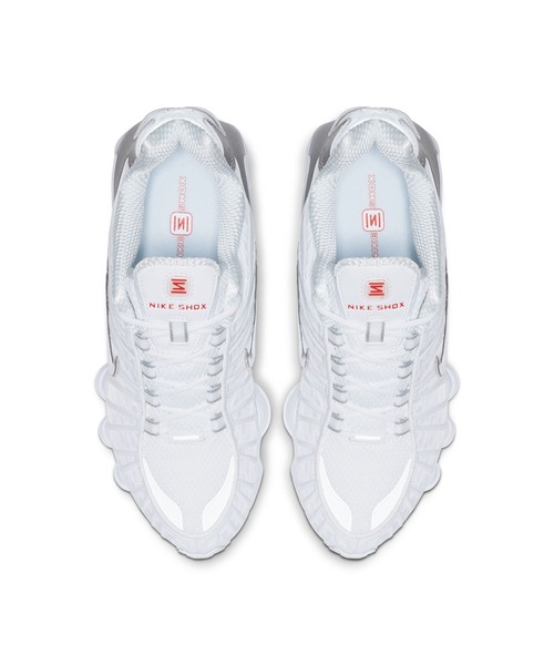 NIKE(ナイキ)の「NIKE Shox TL (ウィメンズ ショックス TL)(スニーカー・レディース・ホワイト系・25.5cm/26cm/26.5cm/27cm/27.5cm/28cm/28.5cm/29cm)」の10枚目の写真