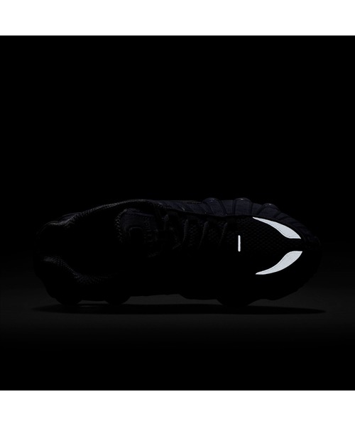 NIKE(ナイキ)の「NIKE Shox TL (ウィメンズ ショックス TL)(スニーカー・レディース・ホワイト系・25.5cm/26cm/26.5cm/27cm/27.5cm/28cm/28.5cm/29cm)」の7枚目の写真