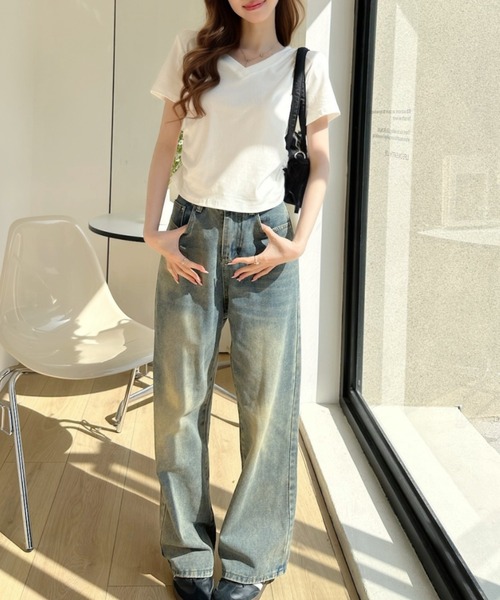 Ada.(エイダ)の「サイドギャザー コンパクト丈 Vネック シンプル トップス(Tシャツ/カットソー・レディース・ブルー/ホワイト/グレー/ブラック・FREE)」の8枚目の写真