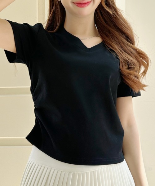 Ada.(エイダ)の「サイドギャザー コンパクト丈 Vネック シンプル トップス(Tシャツ/カットソー・レディース・ブルー/ホワイト/グレー/ブラック・FREE)」の11枚目の写真