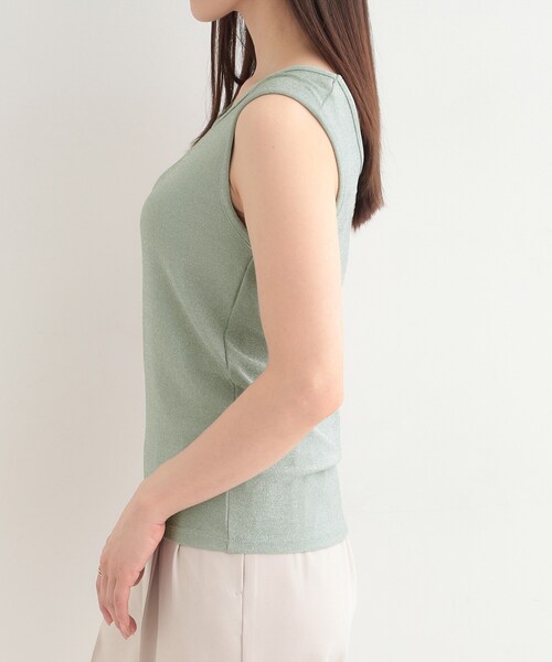 SHOO・LA・RUE（シューラルー）の「【洗える/S-LL】コーデのさりげないアクセントに　きらきらラメタンク（タンクトップ・レディース・ライトグリーン/ブラック/ゴールド/シルバー・01/04/03/02）」の21枚目の写真