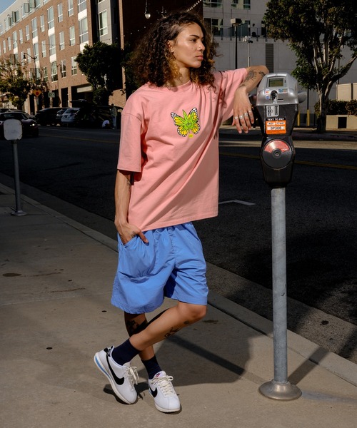 HUF（ハフ）の「GREEN BUDDERFLY TEE（Tシャツ/カットソー・メンズ・ホワイト/ブラック/オレンジ系その他・S/M/L/XL/XXL）」の22枚目の写真