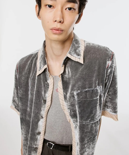 MASU(エムエーエスユー)の「【M A S U】UNEVEN VELVET HALF SLEEVE SHIRT(シャツ/ブラウス・メンズ・ライトグリーン/チャコールグレー・48/46)」の4枚目の写真