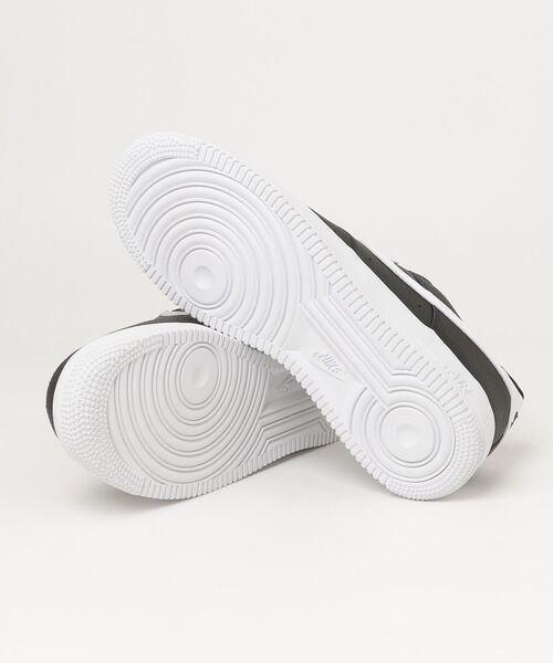 NIKE(ナイキ)の「NIKE AIR FORCE 1 07 CT2302-002(スニーカー・メンズ・ブラック・27cm/28cm/27.5cm)」の3枚目の写真