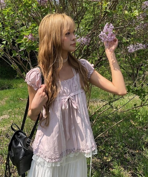 anyonemore(エニワンモア)の「スカーフセットドットリボン裾レースパフフレンチブラウス(シャツ/ブラウス・レディース・ピンク・FREE)」の2枚目の写真