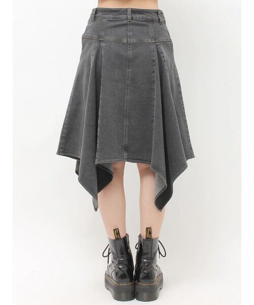 jouetie(ジュエティ)の「アシメヘムデニムミドルスカート(スカート・レディース・ブルー/ブラック/カーキ・SMALL/MEDIUM)」の20枚目の写真