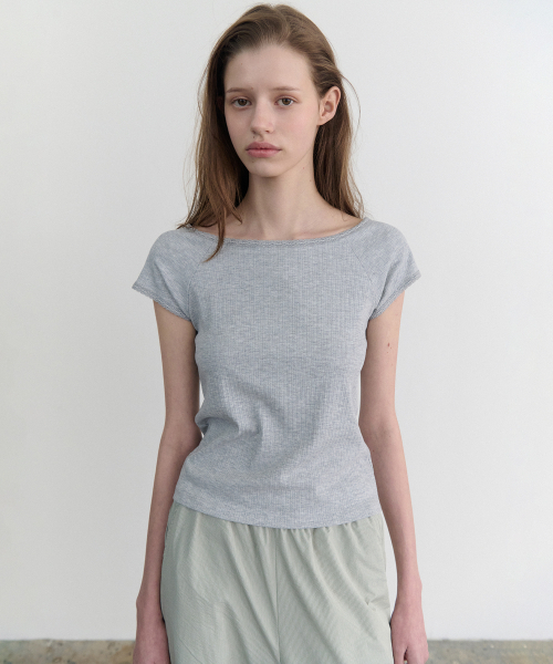 ANDNEEDS(アンドニーズ)の「Pebble lace scoop tee (melange gray)(Tシャツ/カットソー・レディース・その他・FREE)」の1枚目の写真