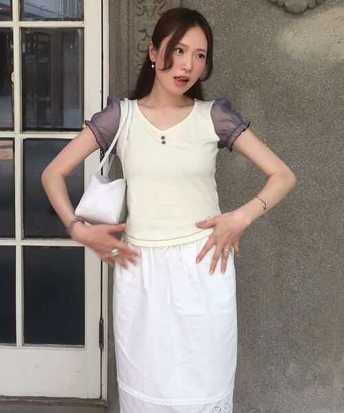 SINOON（シヌーン）の「Eyelet Punching Midi Skirt (White)（スカート・レディース・ホワイト・FREE）」の9枚目の写真